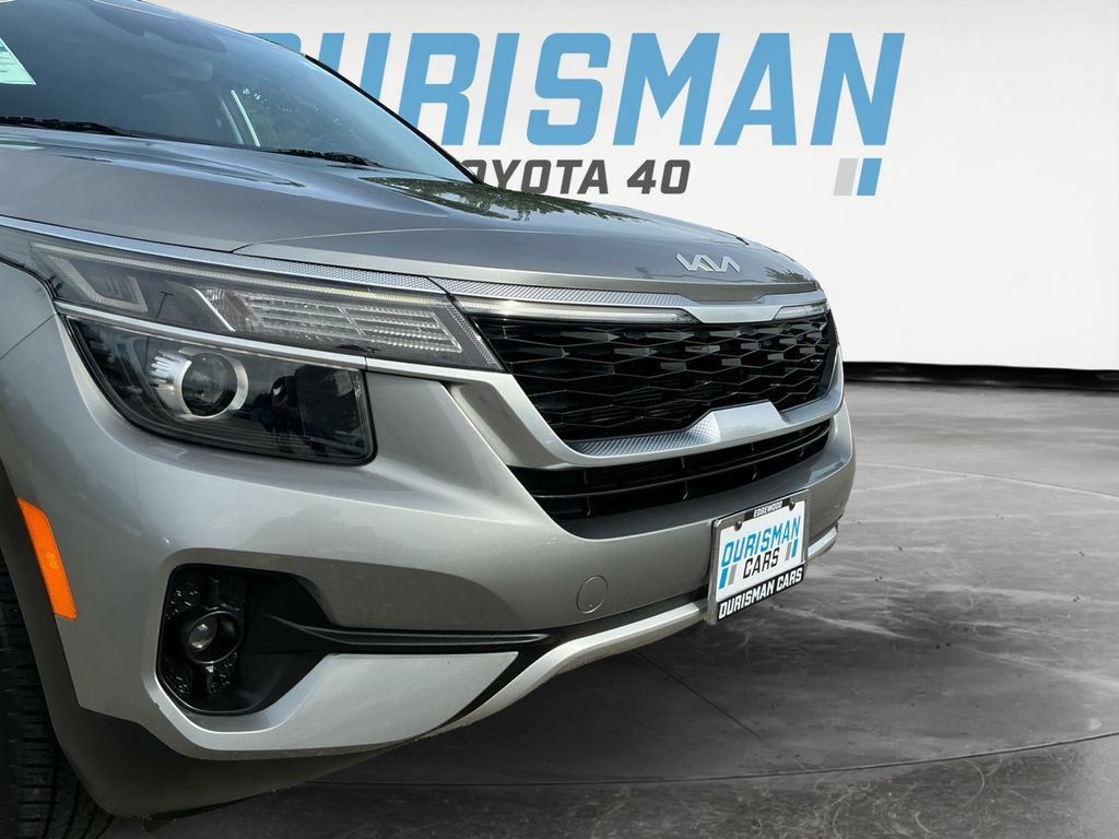 Used 2023 Kia Seltos EX AWD/4WD image 22
