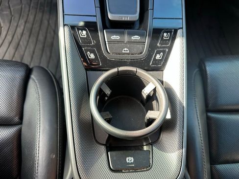 Used 2020 Porsche 911 Carrera S image 27