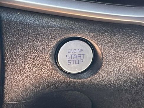 Certified 2024 Kia Sorento S FWD image 34