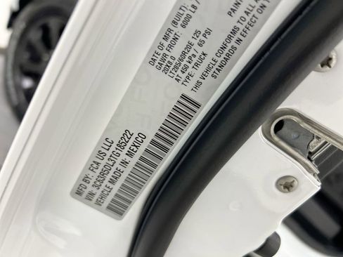 New 2026 RAM 2500 Big Horn AWD/4WD image 28