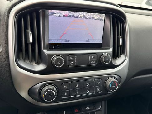 Used 2019 Chevrolet Colorado LT w/ LT Convenience Package RWD image 19