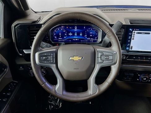 Used 2024 Chevrolet Silverado 1500 LT w/ Max Trailering Package AWD/4WD image 11