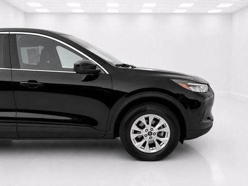 Used 2024 Ford Escape Active AWD/4WD image 6