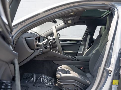 Certified 2025 Porsche Panamera 4 AWD/4WD image 17