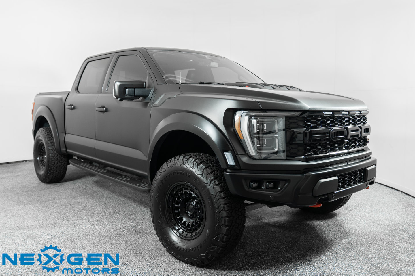 Used 2023 Ford F150 Raptor w/ Equipment Group 802A Raptor R AWD/4WD image 1