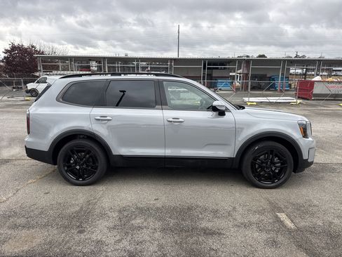 Certified 2025 Kia Telluride SX Prestige X-Line image 8