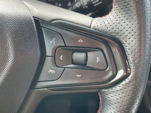 Used 2021 Chevrolet TrailBlazer RS w/ Sun and Liftgate Package image 6