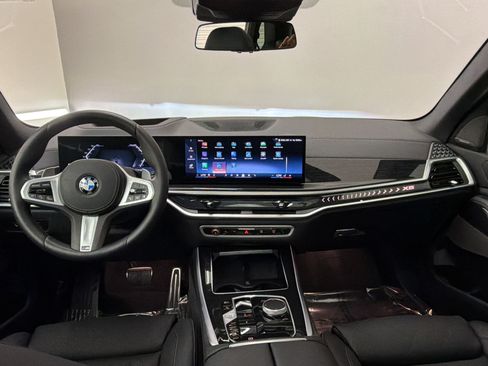 Used 2026 BMW X5 xDrive40i w/ M Sport Package AWD/4WD image 17