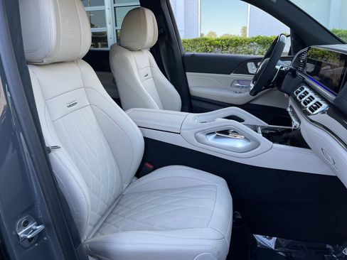 New 2026 Mercedes-Benz GLE 63 AMG S image 23