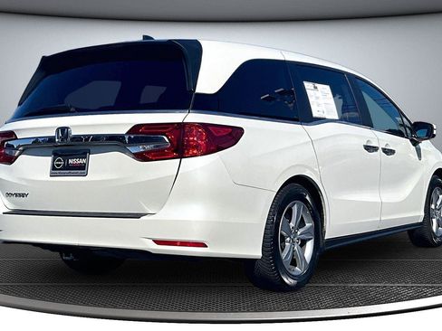 Used 2018 Honda Odyssey EX-L image 7