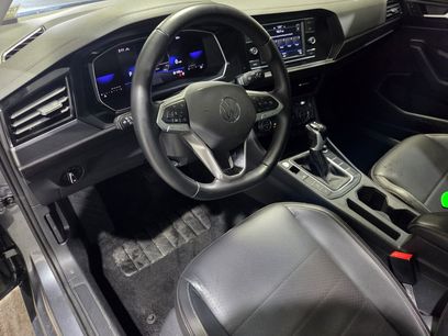 Used 2023 Volkswagen Jetta SE w/ Panoramic Sunroof Package