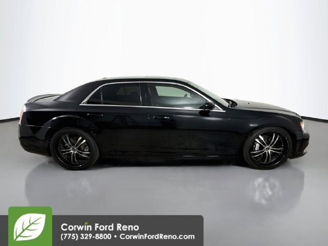 Used 2012 Chrysler 300 SRT8 w/ 19-Premium Speaker Group RWD image 10