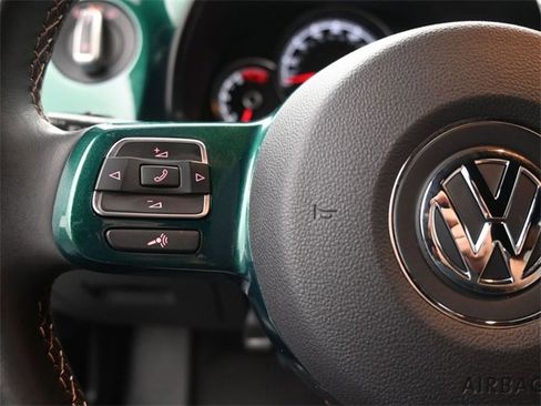 Used 2017 Volkswagen Beetle 1.8T Classic image 2