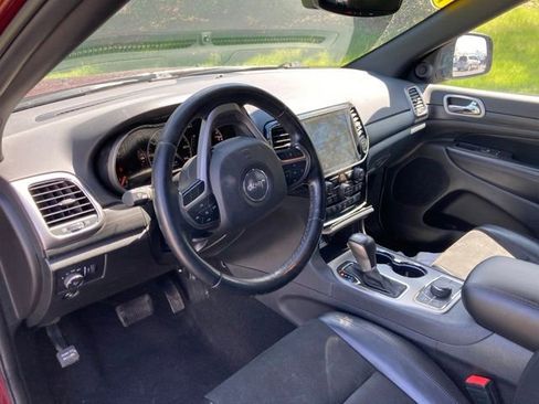 Used 2021 Jeep Grand Cherokee Altitude AWD/4WD image 7