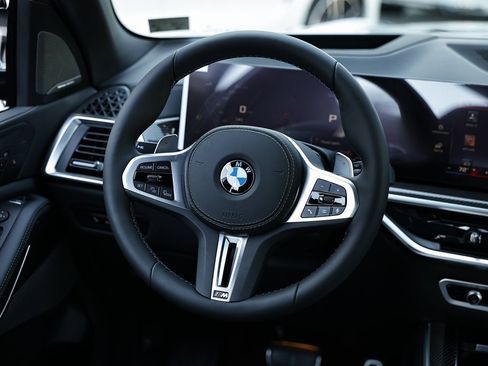 New 2026 BMW X5 M60i w/ Climate Comfort Package image 28