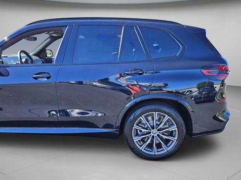 New 2026 BMW X5 xDrive50e w/ M Sport Package image 11