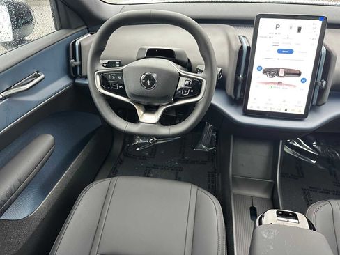 New 2026 Volvo EX30 Plus image 17