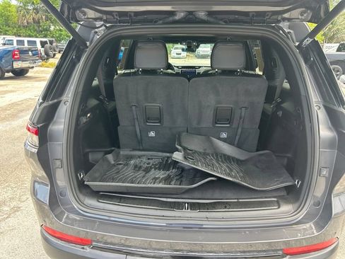 Used 2025 Jeep Grand Cherokee L Limited w/ Trailer Tow Package AWD/4WD image 31