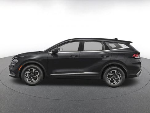Used 2025 Kia Sportage LX FWD image 3