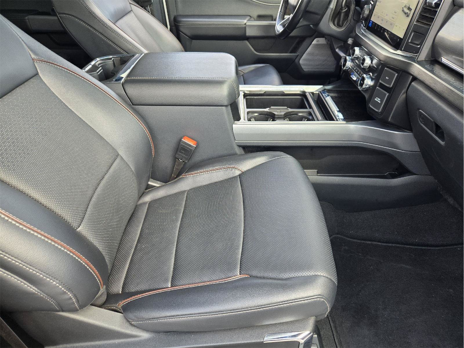 Used 2024 Ford F250 Lariat w/ Lariat Ultimate Package AWD/4WD image 14