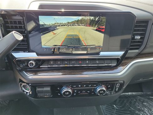 New 2026 GMC Sierra 2500 SLE w/ SLE Value Package; image 16