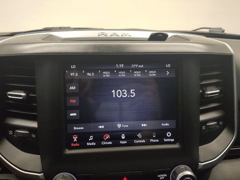 Used 2020 RAM 1500 Big Horn AWD/4WD image 25