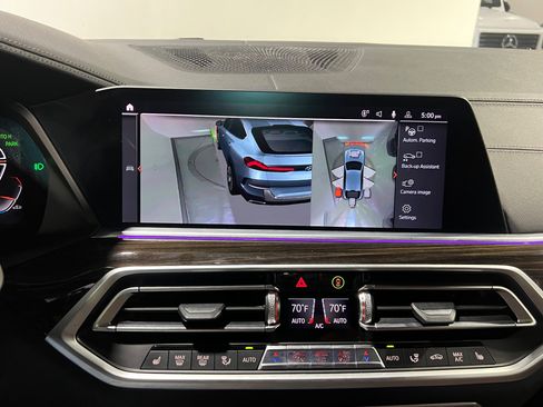 Used 2021 BMW X6 xDrive40i w/ Premium Package image 38