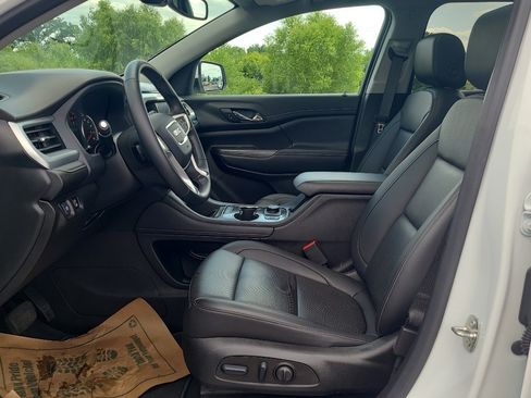 Used 2023 GMC Acadia SLT AWD/4WD image 12