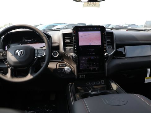New 2026 RAM 1500 Laramie AWD/4WD image 20
