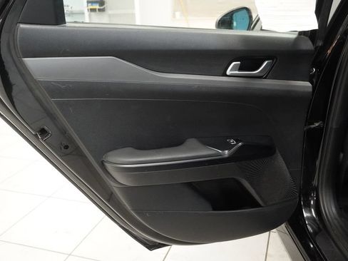 Used 2021 Kia K5 LX FWD image 24