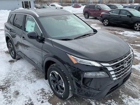 New 2026 Nissan Rogue SV w/ SV Premium Package image 3
