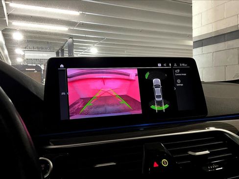 Used 2021 BMW 530e image 26