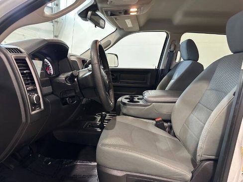 Used 2016 RAM 2500 Tradesman w/ Chrome Appearance Group AWD/4WD image 16
