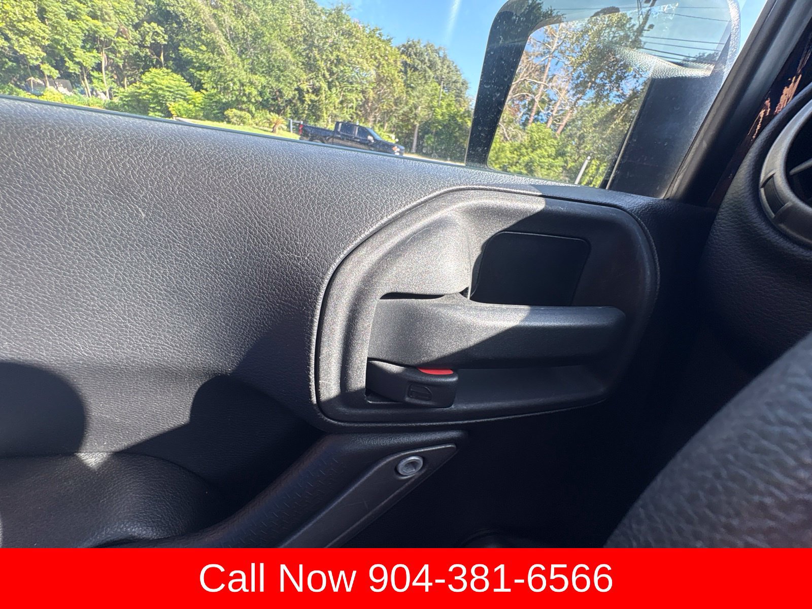 Used 2015 Jeep Wrangler Sport AWD/4WD image 21