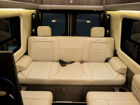 Used 2021 Mercedes-Benz Sprinter 3500 image 75