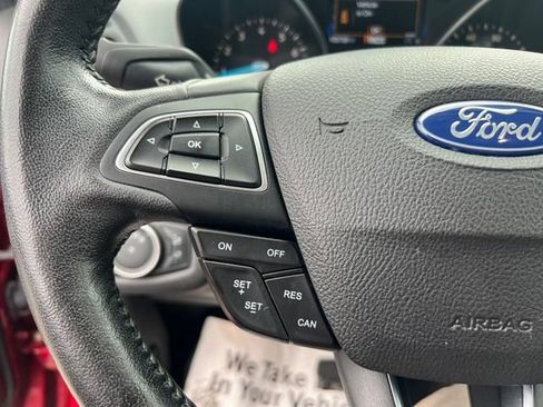Certified 2019 Ford Escape SEL FWD image 8