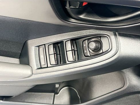 Used 2025 Subaru Impreza 2.0i image 17