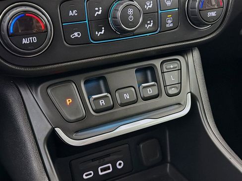 Used 2020 GMC Terrain Denali w/ Denali Premium Package image 21