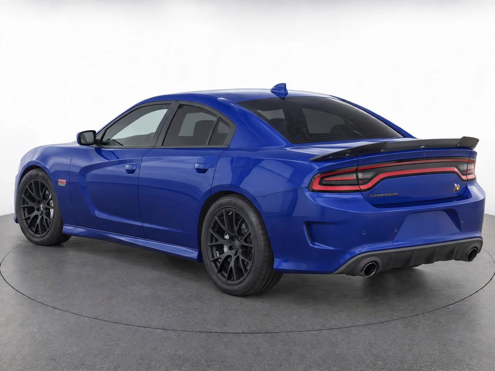 Used 2018 Dodge Charger R/T Scat Pack RWD image 4