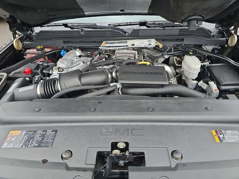 Certified 2019 GMC Sierra 2500 Denali image 35