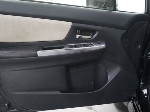 Used 2017 Subaru Crosstrek 2.0i Limited w/ Popular Package #2 image 18