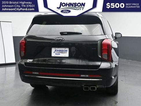 Used 2025 Hyundai Palisade Calligraphy AWD/4WD image 11
