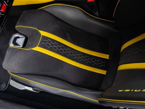 Used 2023 Lamborghini Huracan Tecnica image 28