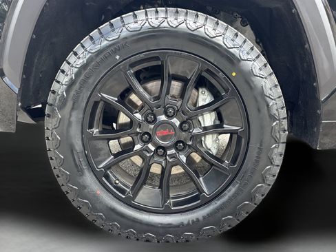 Used 2022 Toyota Tundra SR5 RWD image 30