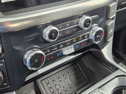 Used 2023 Ford F150 Lariat w/ Equipment Group 502A High AWD/4WD image 18