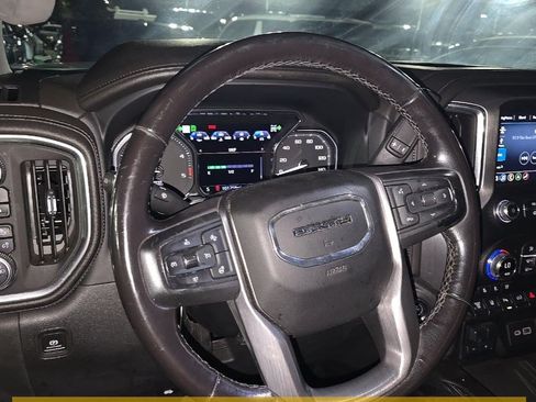 Used 2020 GMC Sierra 2500 Denali w/ Denali Ultimate Package AWD/4WD image 11