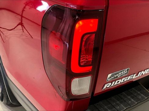Used 2023 Honda Ridgeline RTL-E image 24