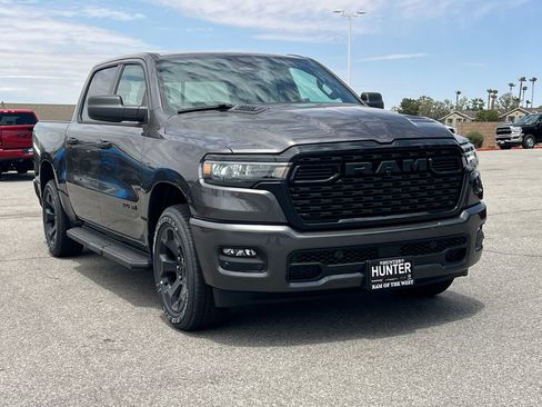 New 2026 RAM 1500 Express AWD/4WD image 10