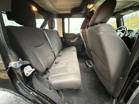 Used 2017 Jeep Wrangler Unlimited Sport w/ Quick Order Package 24S image 11