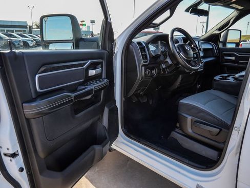 Used 2024 RAM 3500 SLT w/ Quick Order Package 2YG SLT image 27